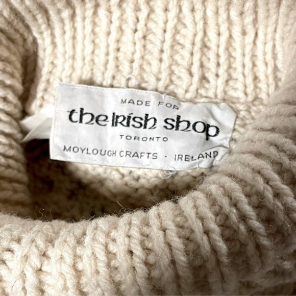 𝅺IRISH WOOL FISHERMAN CABLE CHUNKY KNIT HANDMADE OVERSIZED SWEATER - Picture 7 of 8